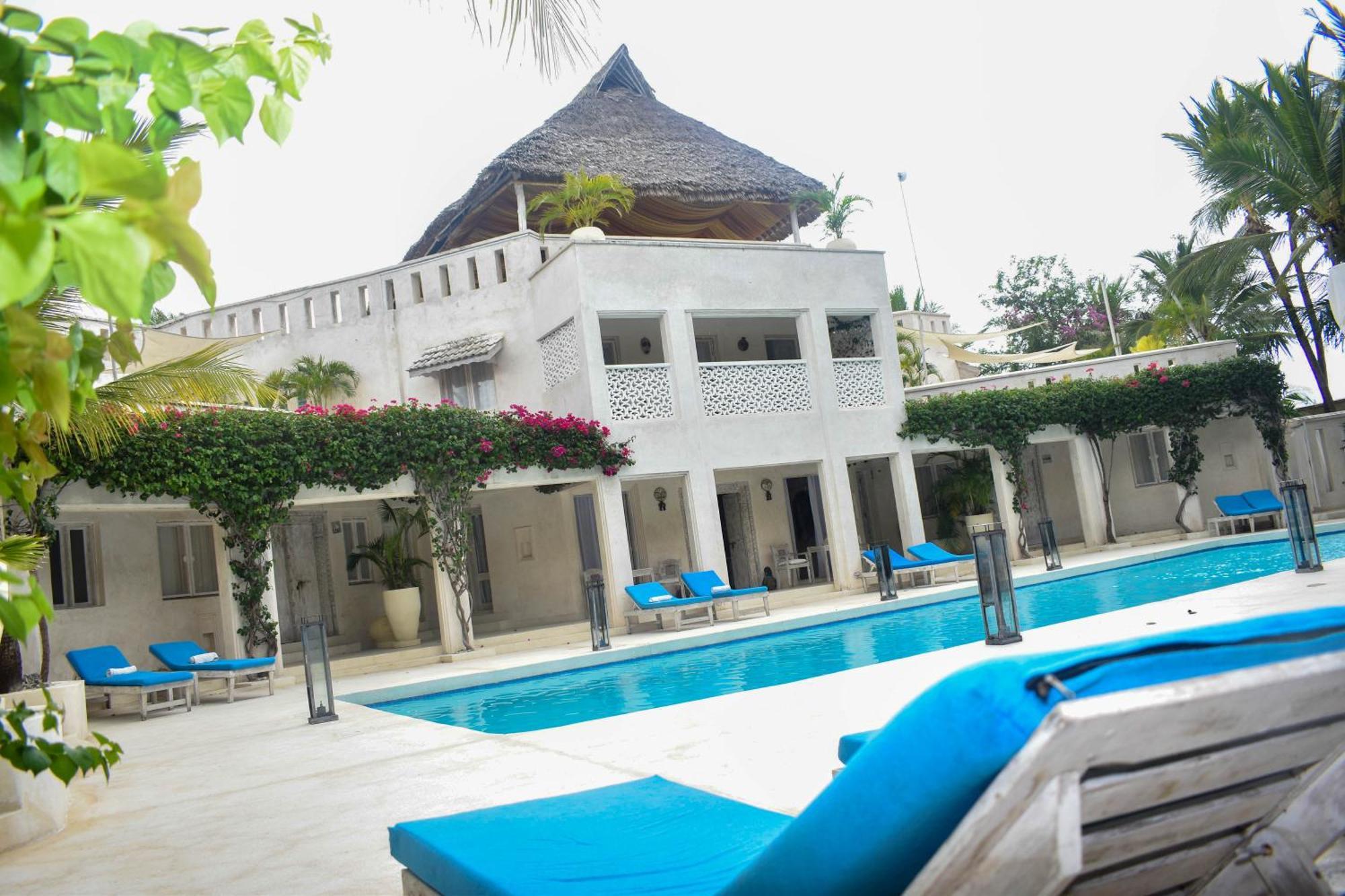 The Villa Luxury Suites Hotel Diani Beach Exterior photo