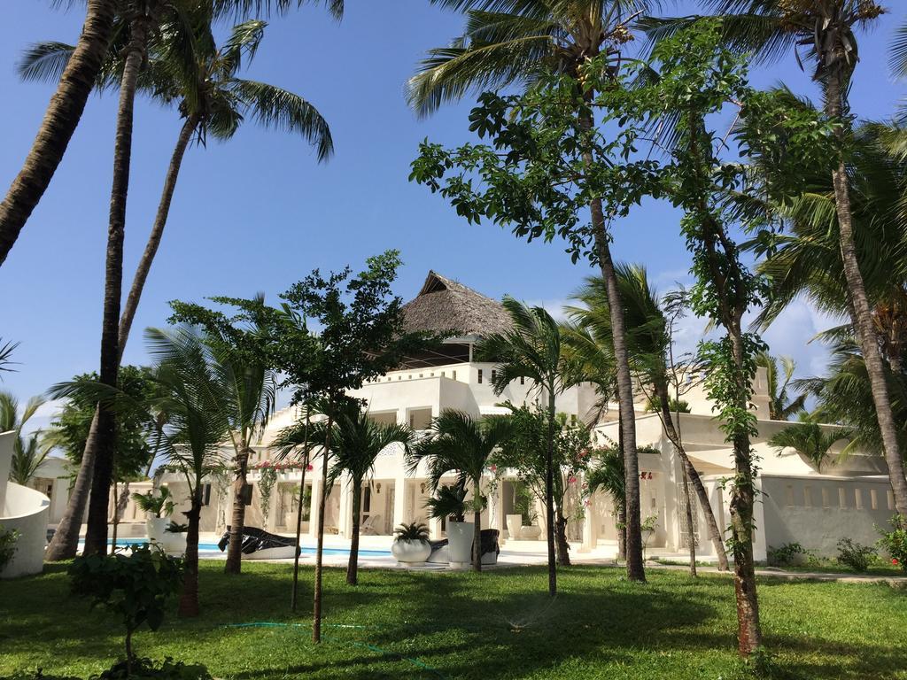 The Villa Luxury Suites Hotel Diani Beach Exterior photo